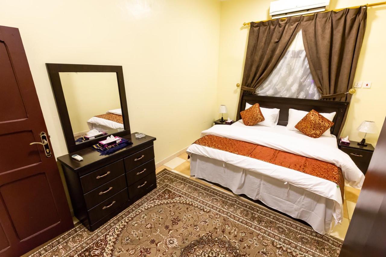 Al Eairy Furnished Apartments - Al Bahah 4 Exterior photo