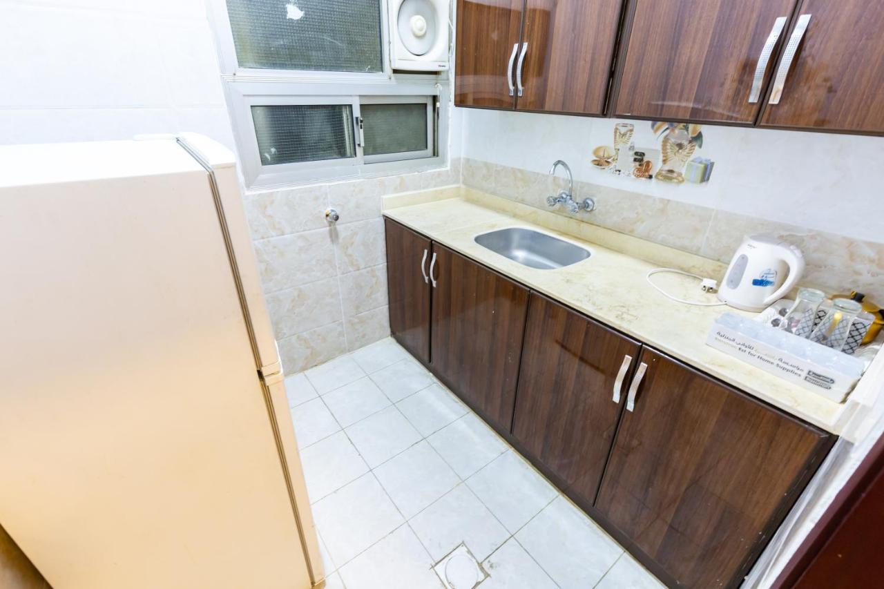 Al Eairy Furnished Apartments - Al Bahah 4 Exterior photo