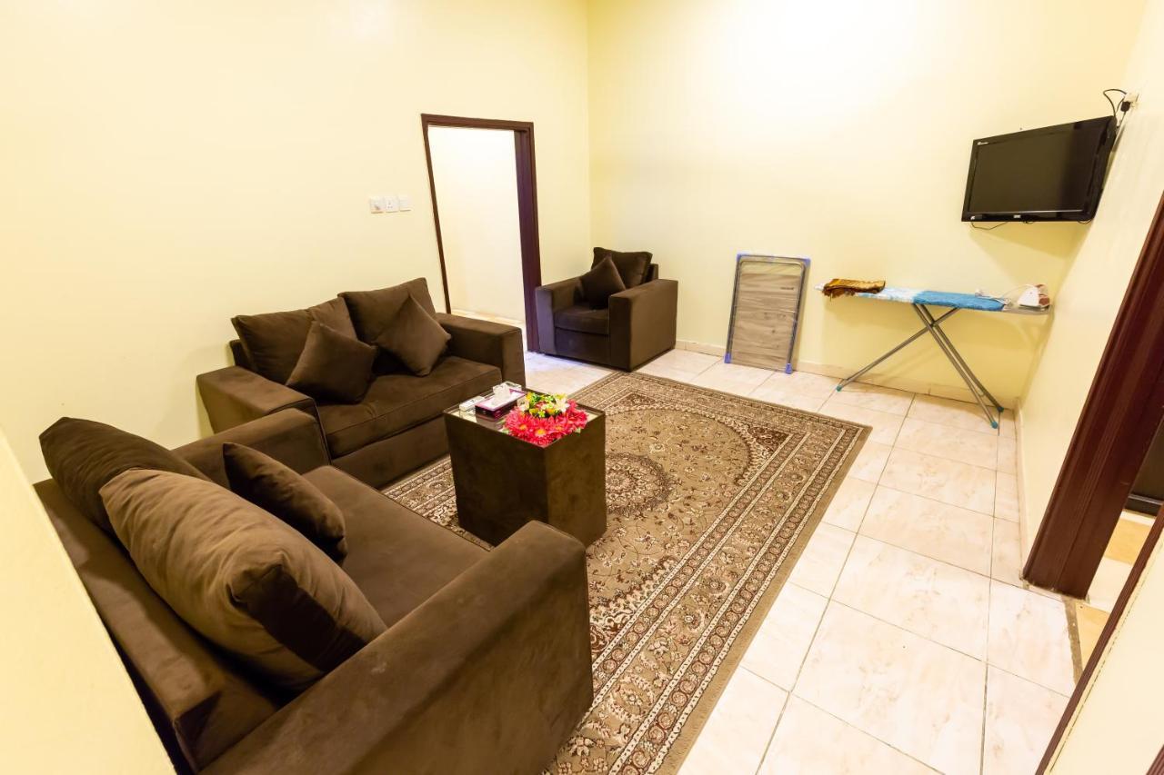 Al Eairy Furnished Apartments - Al Bahah 4 Exterior photo